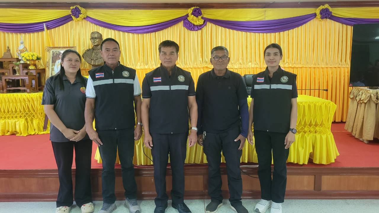 พช.บำเหน็จณรงค์ : จัดเวทีประชาคมคัดเลือก "ผู้นำอาสาพัฒนาชุมชน" (ผู้นำ อช.) ตำบลบ้านชวน